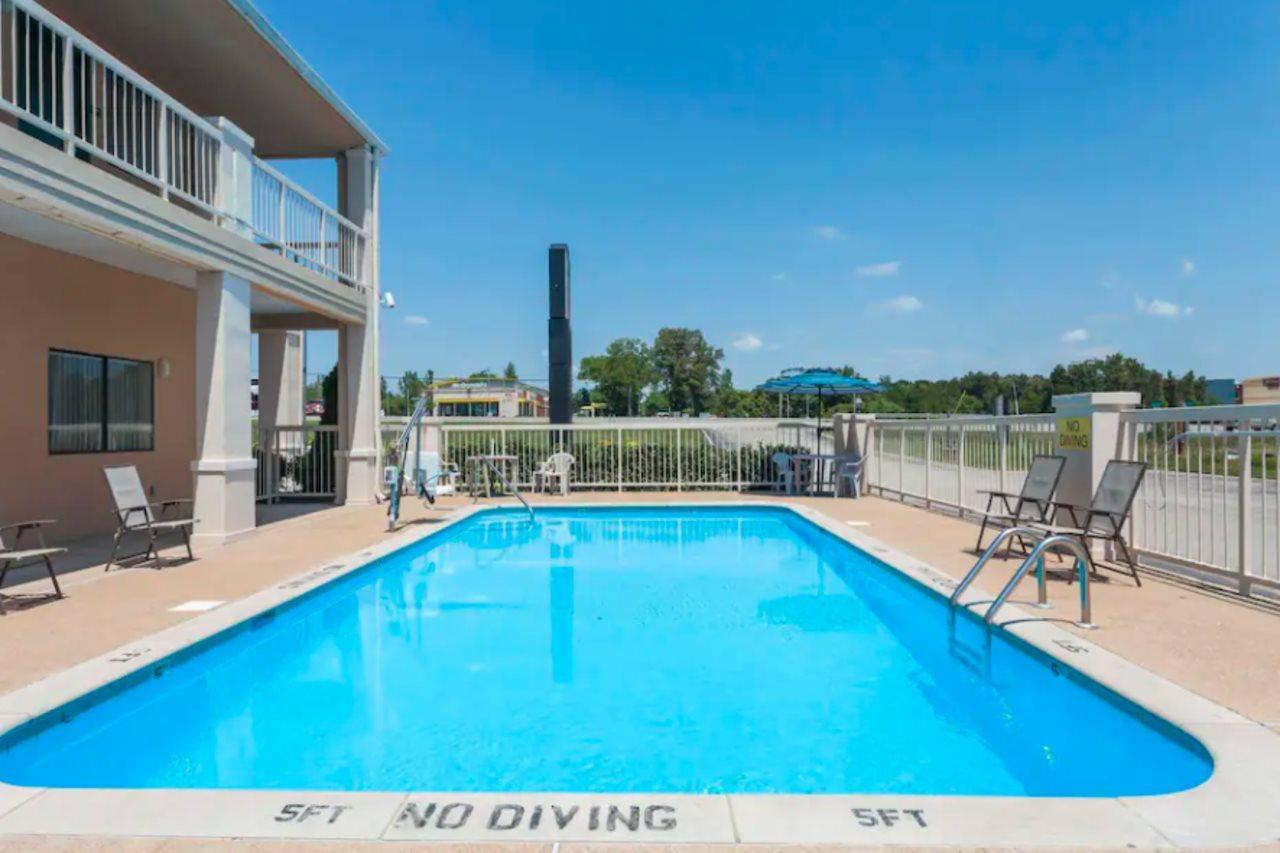 Hotel Super 8 By Wyndham Columbia Exterior foto