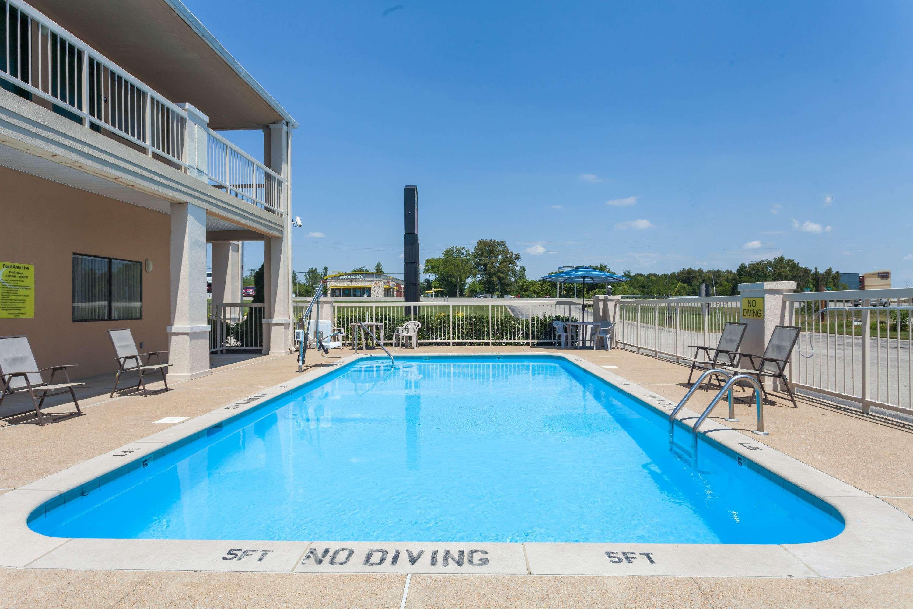 Hotel Super 8 By Wyndham Columbia Exterior foto